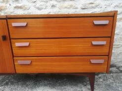 Scandinavian Dressing Table -Room Fold Zone a63918e7 aca2 4bf3 a4ab 7fdfa2c645fb