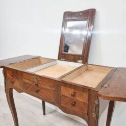 Antique Louis XV Dressing Table -Room Fold Zone a6c61078 1604 4ddc b247 7288acc706b8