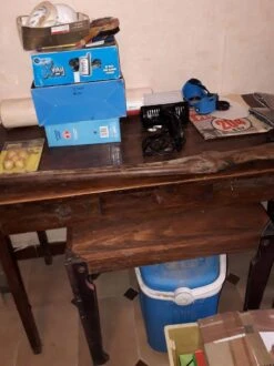 Desk + Wooden Stool -Room Fold Zone a6e7c13e ab97 4257 a5ca 27bda294bf2b