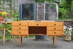 Convenient Dressing Table Sideboard In Varnished Lemon Wood, Circa 1960 -Room Fold Zone aa13fb6b 7ce0 4797 802a 20d8b1f58c4d
