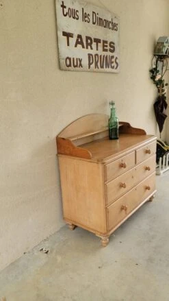 Pichpin Victorian Chest Of Drawers -Room Fold Zone aa9942de 38a5 445e 809a 2f1915aa4e17