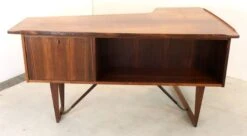 Peter Løvig Nielsen Boomerang Bureau 'Flovlev' Vintage Midcentury -Room Fold Zone abe673a7 088b 4d3d ad50 d5a88fd3e893