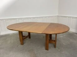 Vintage Round Table Maison Regain 22 Vintage Round Table Maison Regain -Room Fold Zone add6e266 b23e 43d0 b6fe 7d367c2e922f