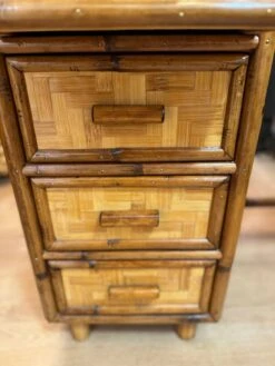 Woven Bamboo Desk From The 50s/60s -Room Fold Zone b046dea9 4b2f 4091 b85c fe9455d97bcc