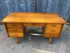 Vintage Desk With Oak Compass Legs -Room Fold Zone b26dca56 6b6b 4096 8b7c 68ddabc28757