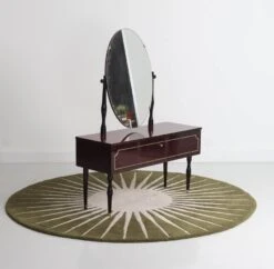 Small Vintage Dressing Table, Circa 60 -Room Fold Zone b52ef33c c42c 41e6 a6ac ef546df90713