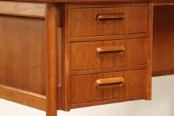 Scandinavian Teak Desk By Gunnar Nielsen Tibergaard, 1960 -Room Fold Zone b848b7b7 2d2b 4514 8ed3 4fb04494be1d