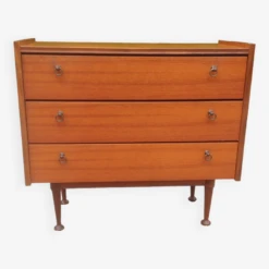 Vintage Teak Veneer Chest Of Drawers From The 60s -Room Fold Zone b878c897 fc89 4f8e bacc c4563019b4e3