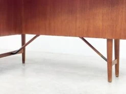 Boomerang Double Sided Desk By Peter Løvig Nielsen -Room Fold Zone b94930c4 d03e 4826 af2c 895ee67c7e17