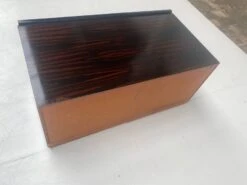 Vintage Dresser -Room Fold Zone b950dca1 c90f 47d0 a99b 949442833f20