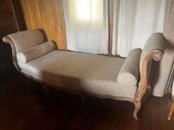 Linen Chaise Longue Bench -Room Fold Zone ba9ec7eb bd68 40f4 852d cf770bf88fe7