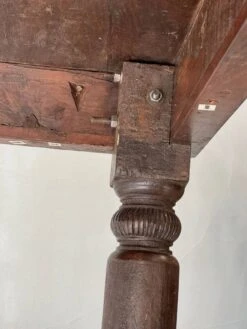 Table à Manger En Bois Massif. -Room Fold Zone bbe4759c e5c9 4b73 a17c 890c3038e4bd