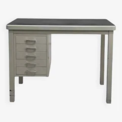 1950s Desk In Metal And Industrial Style -Room Fold Zone c15e55bc fc4e 4cdc bab0 19c27921cc13