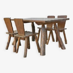 Breton Brutalist Table And Chairs Set -Room Fold Zone c7aa7b1e 52f7 4463 90b0 e3feafc304ff