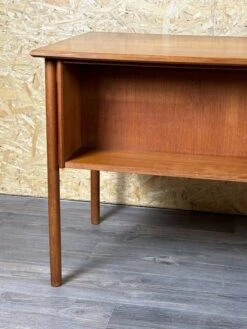60er 70er Jahre Teak Writing Desk Schreibtisch Von Gunnar Nielsen Für Tibergaard -Room Fold Zone c80d0c06 5f6d 4fb3 a35c 34bf3637dedf