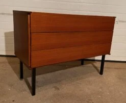 Vintage Modernist Chest Of Drawers -Room Fold Zone c8227d14 59b6 4f02 bdbd 466db138f5cd