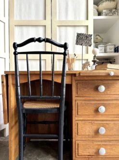 Wooden Desk With 4 Drawers And 2 Shelves -Room Fold Zone c829d1e5 2180 450e 962e 99a6006d7155