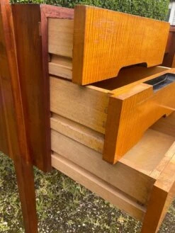 Scandinavian Desk From The 60s In Teak -Room Fold Zone ca95ccd5 4872 4ef7 ab2b 898c163754c1