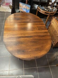 Round Dining Table -Aurora Izegem Model 4001 Belgium Scandinavian In Rio Rosewood + Extension -Room Fold Zone cd0c4e27 cea6 408b a772 487d33925107