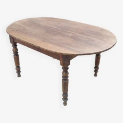Oval Burgundy Farm Table In Solid Oak 19th -Room Fold Zone cd45f9ad 79d9 4201 bf91 f3b9b311789a