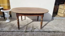 Oval Burgundy Farm Table In Solid Oak 19th -Room Fold Zone cdb81a36 7c98 47ad b0a5 f9f4003dc6c1