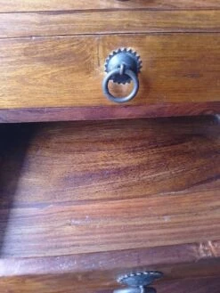 Mahogany Wooden Chiffonier -Room Fold Zone cfd38b49 4a16 4182 99dd 0af7de2d6da7