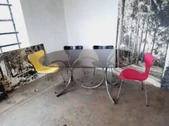 Large Chrome And Smoked Glass Table From The 70s 28 Large Chrome And Smoked Glass Table From The 70s -Room Fold Zone d2d27071 5547 4287 b995 35e98c22a93e