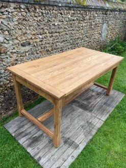Solid Oak Farm Table For 6-8 People -Room Fold Zone d3d32fd4 bfd5 46e3 9fcd 2ccedd55f389