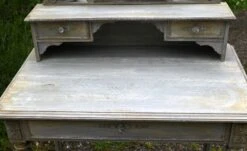 Patinated Louis XV Style Tiered Dressing Table Desk -Room Fold Zone d3fda03f 1e9b 4bdf 8986 685e3ffd772d