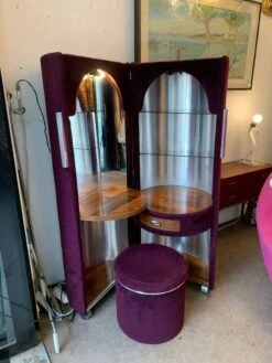 Cylindrical Dressing Table Poltrone Frau -Room Fold Zone d7f0f08a e908 4d00 8c8a 5547fec02f6d