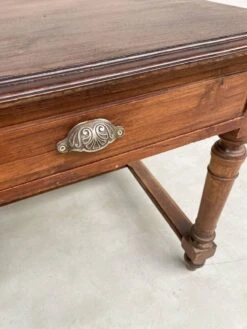 Oak Drapery Work Table 1900 -Room Fold Zone d7fb3f90 83ea 40b3 be83 57b9692f5651