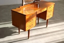 Vintage Dressing Table | 60s | Sweden -Room Fold Zone d8c412bc 1e19 4c18 81ea 831a25d88228