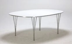 Superellipse Table By Jacobsen-Hein-Mathsson Denmark 70s/80s -Room Fold Zone dc40c684 e48c 4c86 8421 fa87cd825422