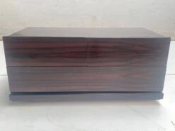 Vintage Dresser -Room Fold Zone dd0c1359 4ad0 4027 8cd4 edf26b06e67d