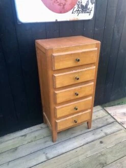 Little Chiffonier -Room Fold Zone de86f659 5b07 47f5 8d58 41fccd5f7e16