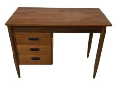 Vintage Desk 1960s Compact Workplace Design -Room Fold Zone dec45ab5 e75b 4dec 9ea7 383d45d1cc96