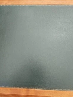 Old Louis XVI Style Flat Desk -Room Fold Zone e262b3ac ccc1 42e5 a310 4b33047f62e9