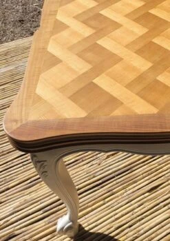 Louis XV Style Dining Table -Room Fold Zone e7d3565d e567 4e83 ab39 2f20d9cabf6a