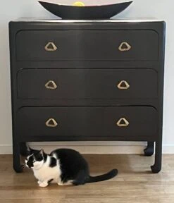 1930s Chest Of Drawers -Room Fold Zone ea992ca8 daa3 46c2 9377 3548cf8a97b5