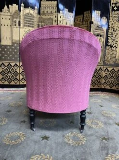 Meridian Toad Napoleon III Pink Velvet -Room Fold Zone ec674241 d448 4b7c 8505 f670d79ad4b1