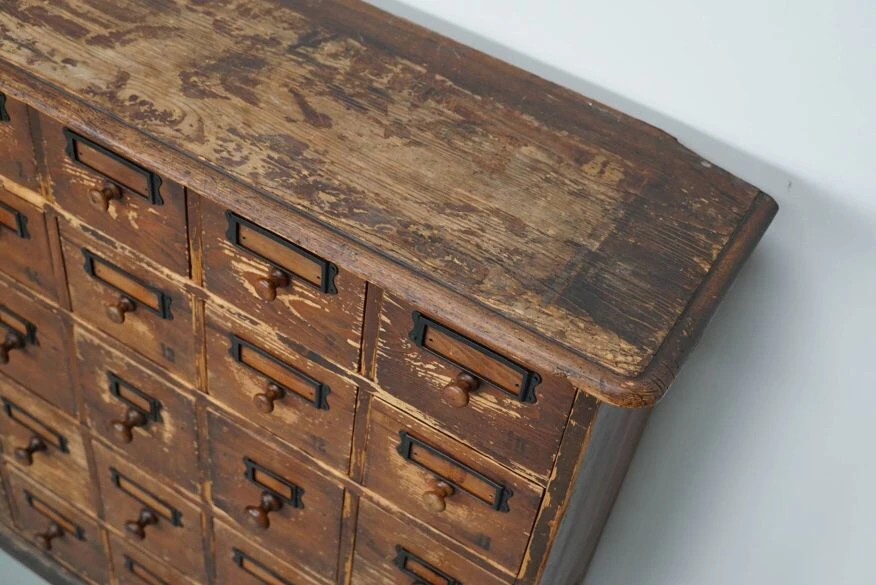 Antique Rustic German Pine Apothecary Cabinet / Bank Of Drawers, Early 20thc 18 Antique Rustic German Pine Apothecary Cabinet / Bank Of Drawers, Early 20thc - Image 16