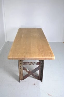 Industrial Table With Eiffel Foot 1930 -Room Fold Zone ef00c856 1345 4a86 83a7 738d0f675278