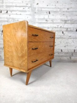 Vintage Chest Of Drawers With Compass Feet -Room Fold Zone f188da16 5060 4ada 950f d675b4e88f82