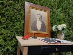 Office Table -Room Fold Zone f22112be 562d 4fa3 9417 c73869099189