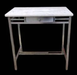 Art Deco Side Table Desk In Nickel-plated Copper And White Marble -Room Fold Zone f47618f1 76aa 4156 a3b1 387f6ddfe542