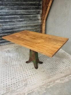 Old Table Dining Table Cast Iron With Beech Wood 80x135 Cm -Room Fold Zone f620887c 9aa5 4364 8912 6e3f0044ab20