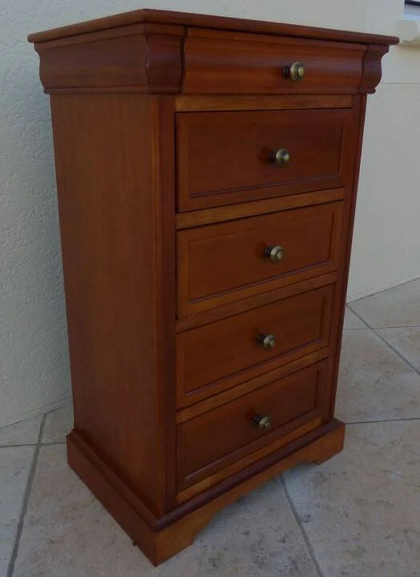 Louis Philippe Style Chest Of Drawers With 5 Drawers And Brass Buttons – Very Good Condition 11 Louis Philippe Style Chest Of Drawers With 5 Drawers And Brass Buttons – Very Good Condition - Image 9