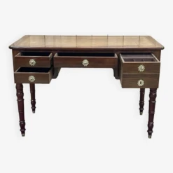 Restoration Desk In Mahogany And Leather Top From The 19th Century -Room Fold Zone f7547352 a17f 4eb3 bcf0 40f0c86dfa4c
