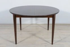Mid-Century Round Rosewood Dining Table By Henry Rosengren Hansen For Brande Mobel Industry, 1960s -Room Fold Zone f8183e85 19b0 4f93 bb6a b5ee07869a74