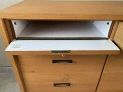 Large Vintage 6-drawer Chest Of Drawers From The 50s In Oak. -Room Fold Zone f97b7a46 7849 4354 9b2d 5f0b18067a59